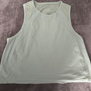 Lululemon Train Women's Sleeveless Top - Green